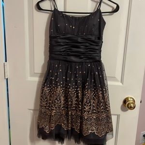 Morgan and Co. party semi formal dress So beautiful. Size 1/2 juniors